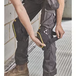 Stanley FatMax Soft Flooring Knee Pads 11 Stanley FatMax Soft Flooring Knee Pads -Workwear Accessories Shop 172JJ A4